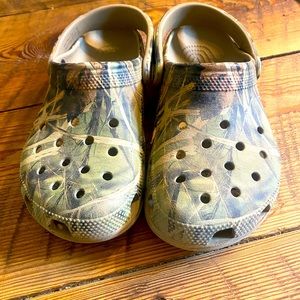 EUC Kids size 4 camo crocs